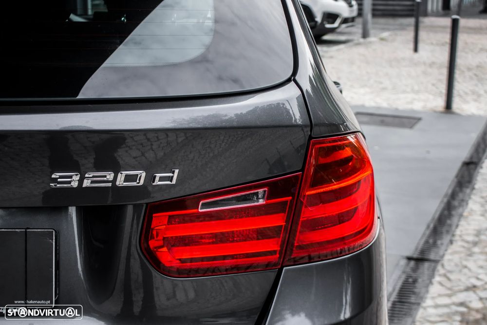 BMW 320 ver-d-touring-ed-advantage-auto - 10