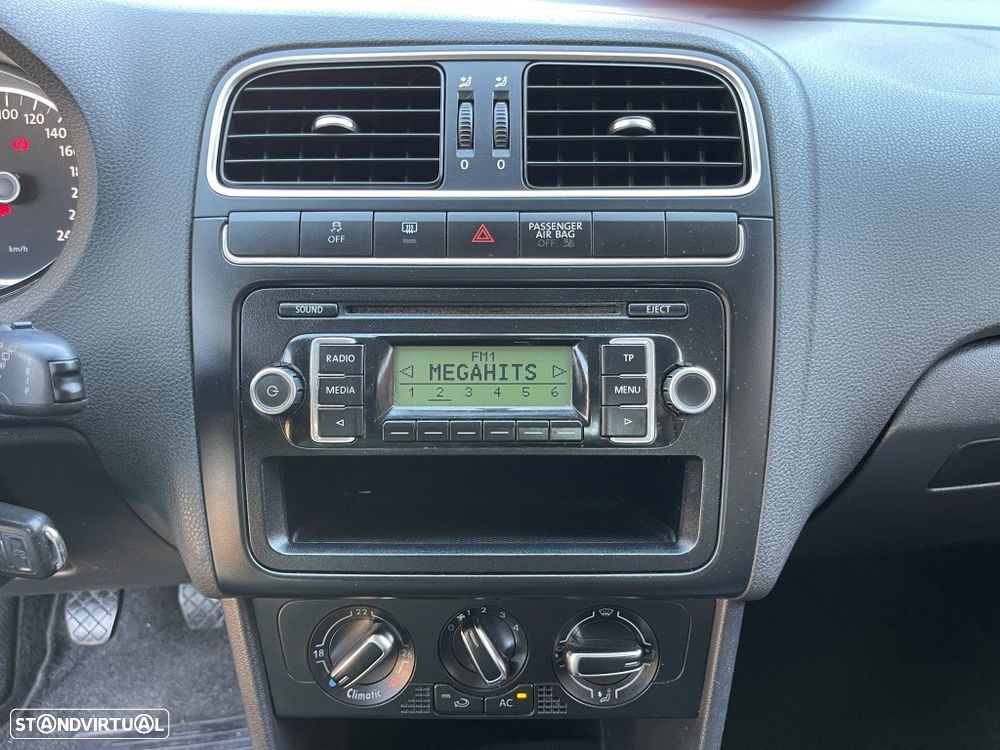 VW Polo 1.2 Confortline - 28