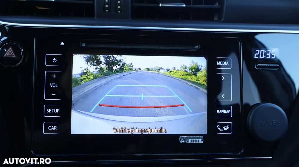Toyota Auris - 26