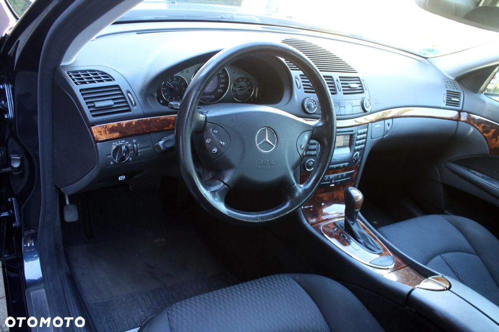 Mercedes-Benz Klasa E 200 Kompressor Automatik Elegance Sport Edition - 5