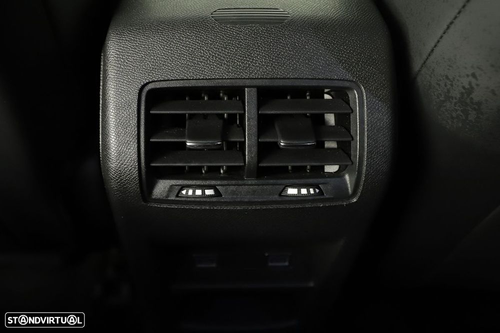 Peugeot 308 SW 1.2 PureTech GT EAT8 - 22