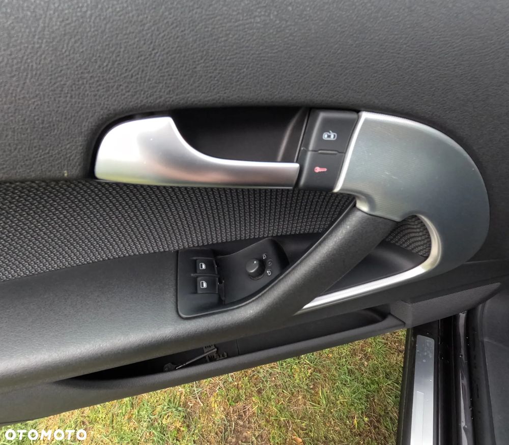 Audi A3 1.6 Ambiente - 13