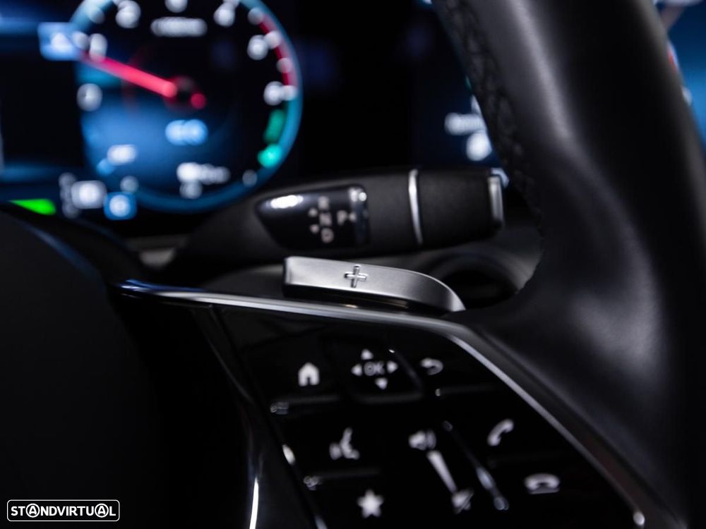 Mercedes-Benz E 300 de 9G-TRONIC - 21
