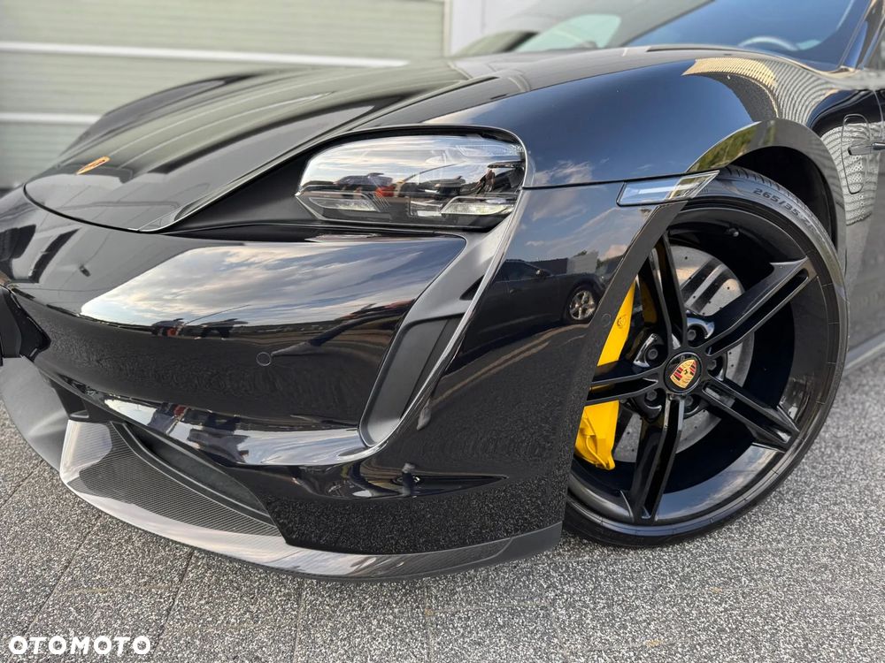 Porsche Taycan - 5