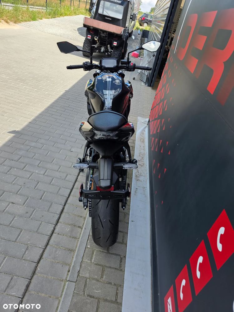 Kawasaki Z 650 - 17
