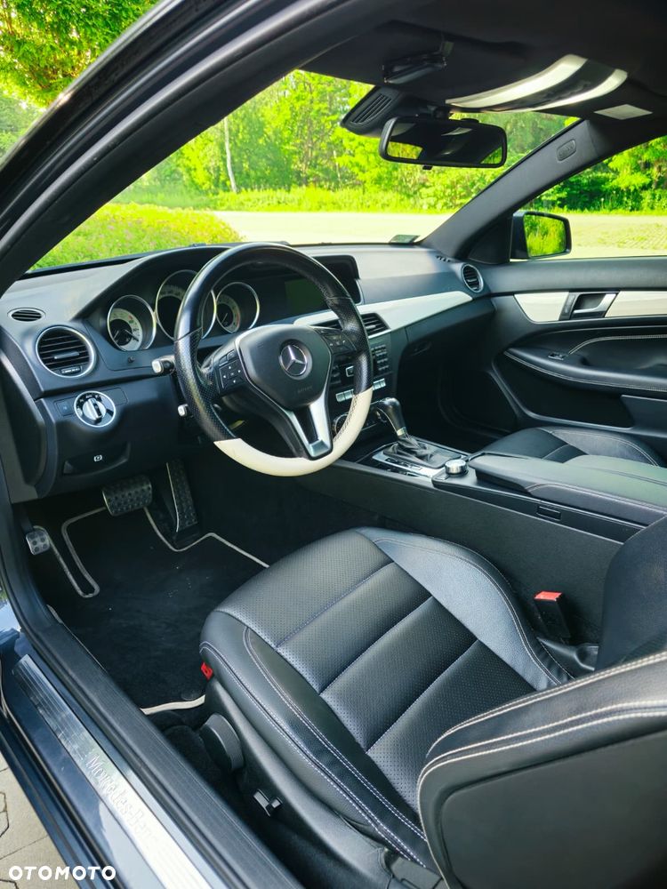 Mercedes-Benz Klasa C 180 (BlueEFFICIENCY) 7G-TRONIC - 15