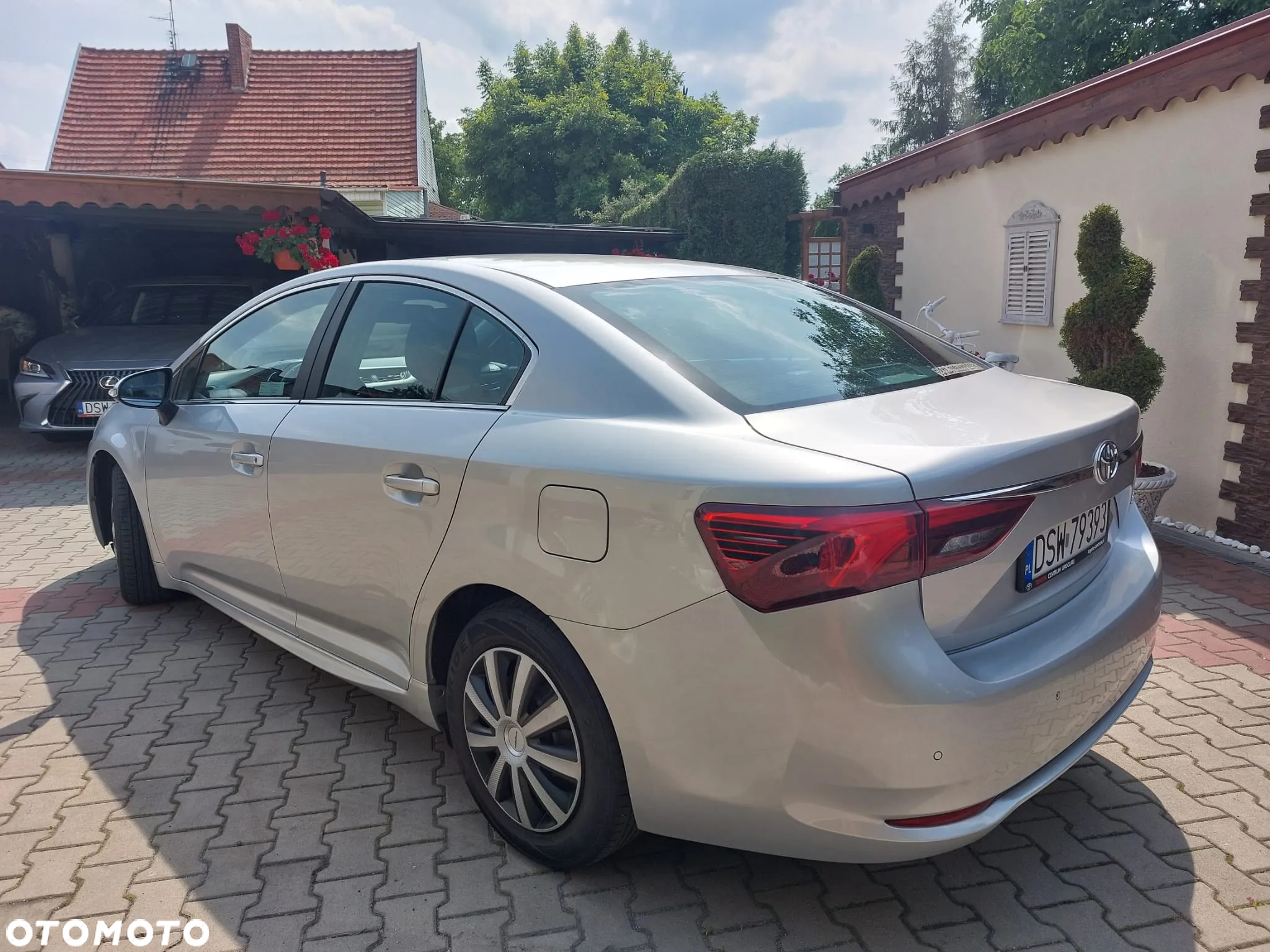 Toyota Avensis 1.8 Active - 3