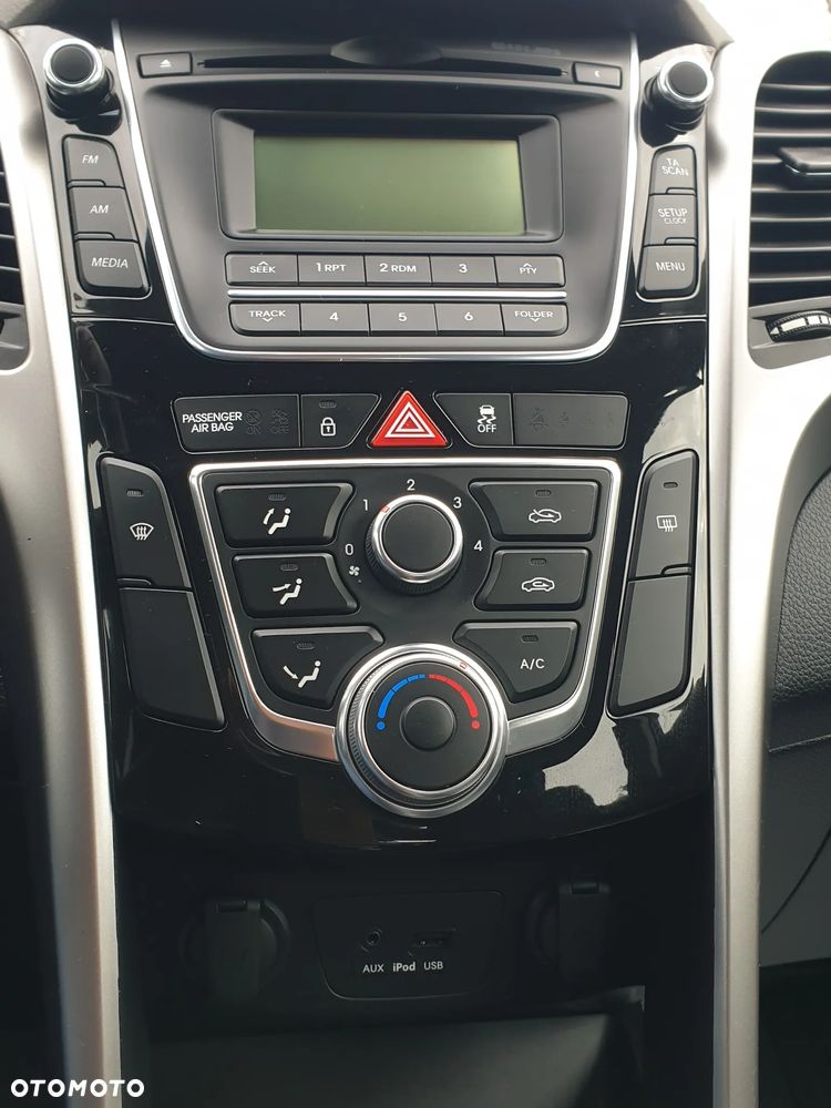 Hyundai i30 - 18