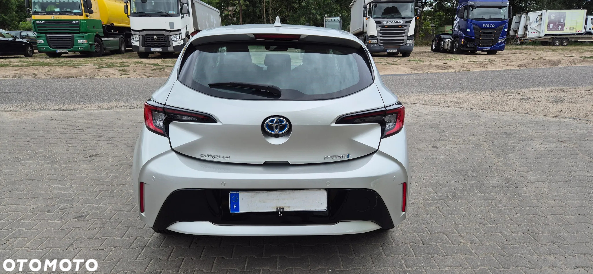 Toyota Corolla 1.8 Hybrid Active - 17