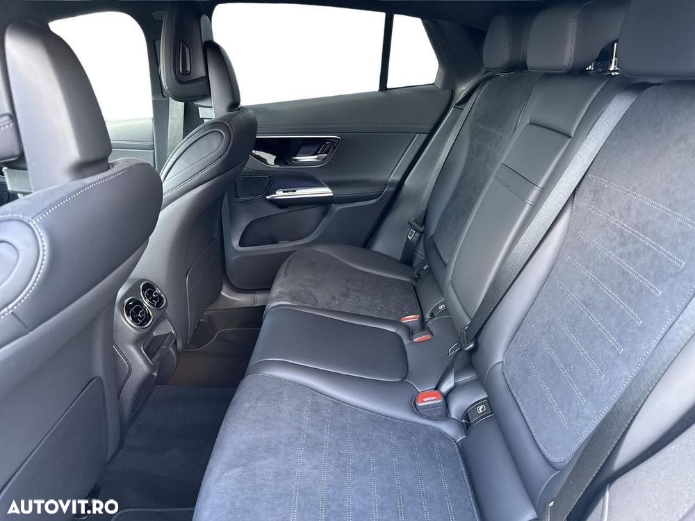 Mercedes-Benz GLC Coupe 300 e 4MATIC - 12