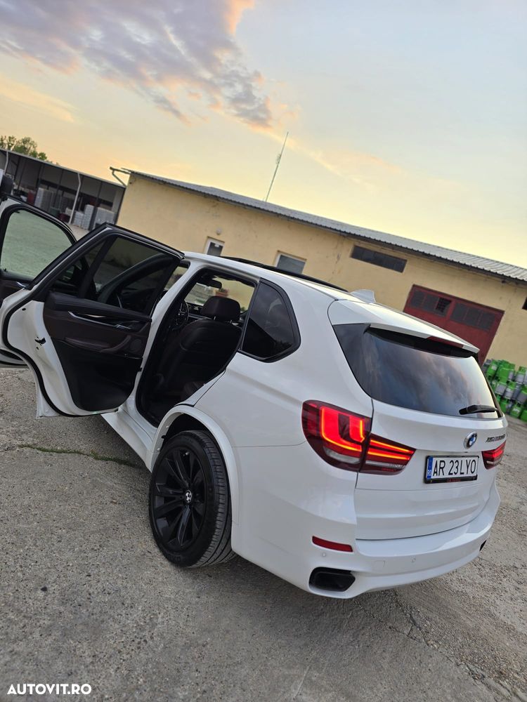 BMW X5 M M50d - 11