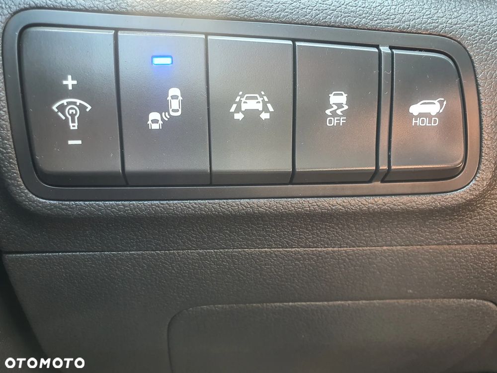 Hyundai Tucson blue 1.7 CRDi 2WD DCT Premium - 22