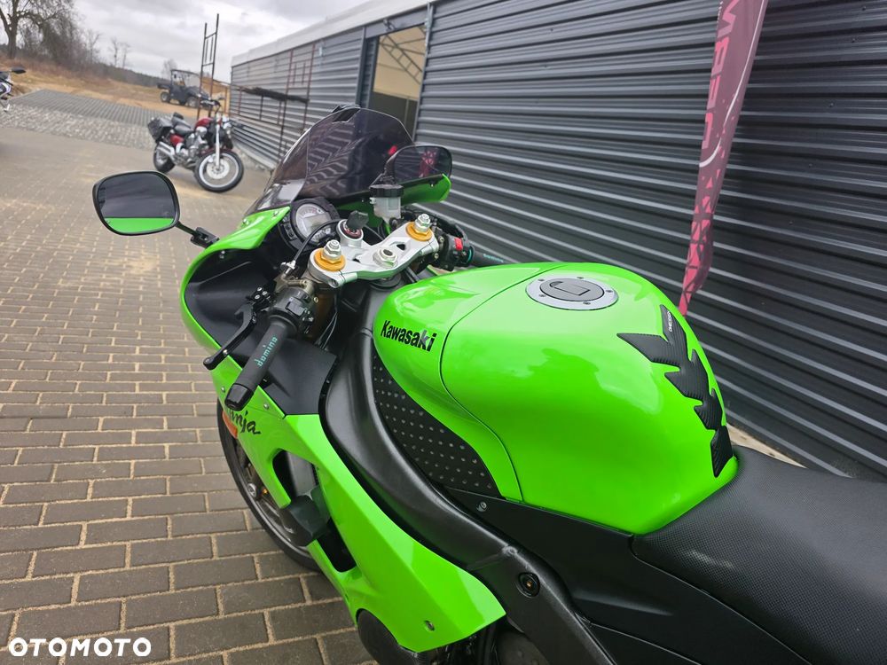 Kawasaki ZX - 11