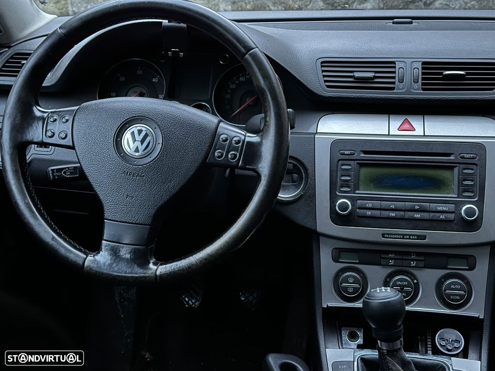 VW Passat 2.0 TDI Highline - 3