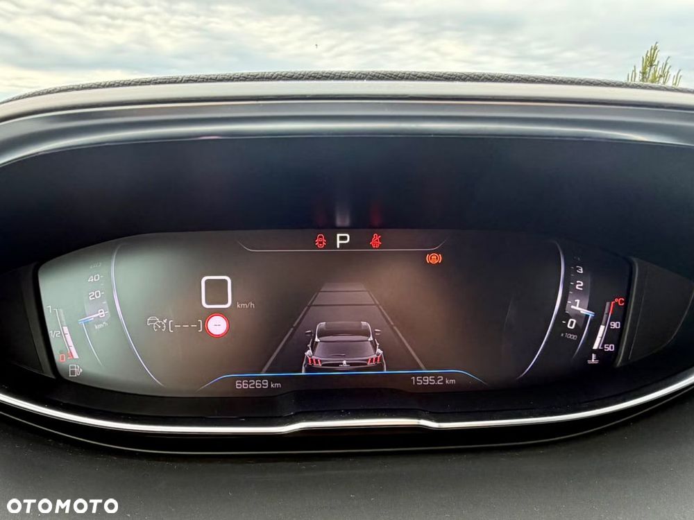 Peugeot 5008 BlueHDi 130 EAT8 Allure - 12