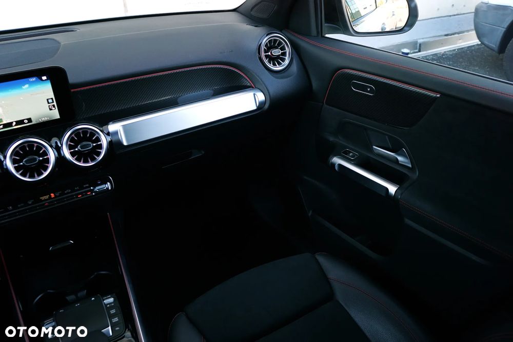 Mercedes-Benz GLB AMG 35 4-Matic - 19