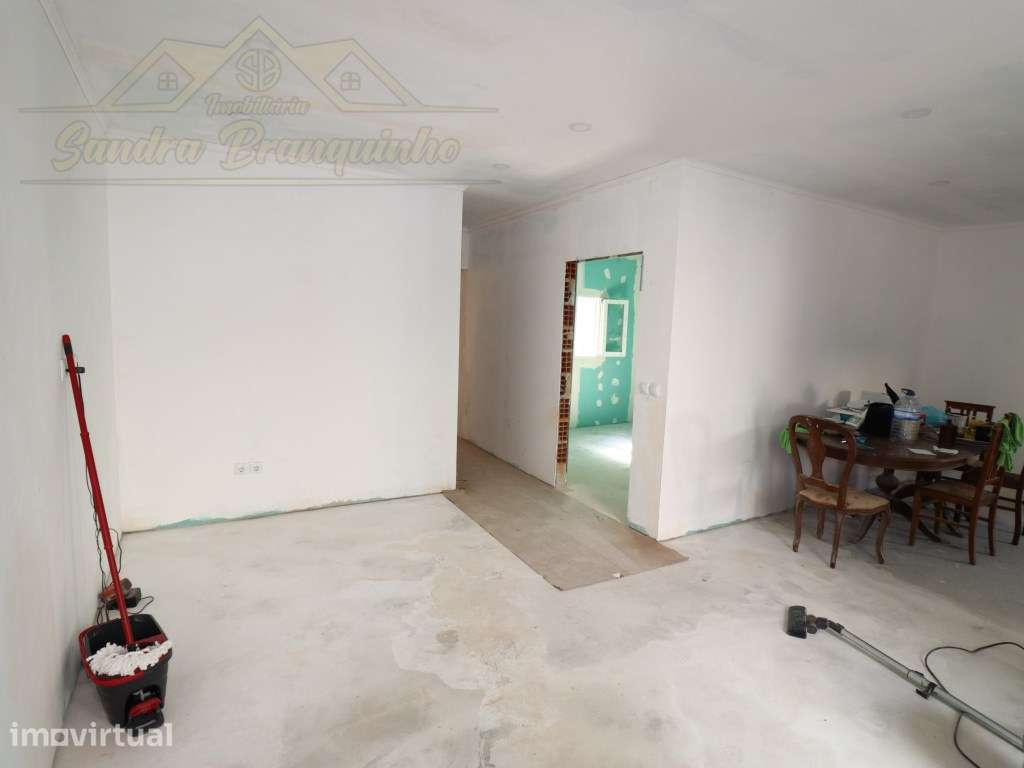 Moradia T2+1(nova) com garagem e terraço - Grande imagem: 5/32