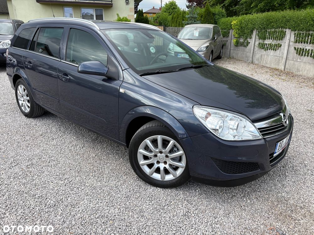 Opel Astra 1.6 Design Edition - 11