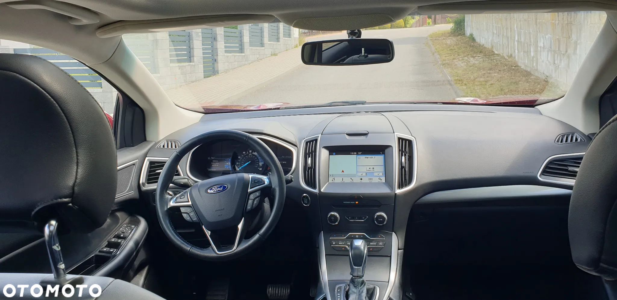 Ford Edge - 36