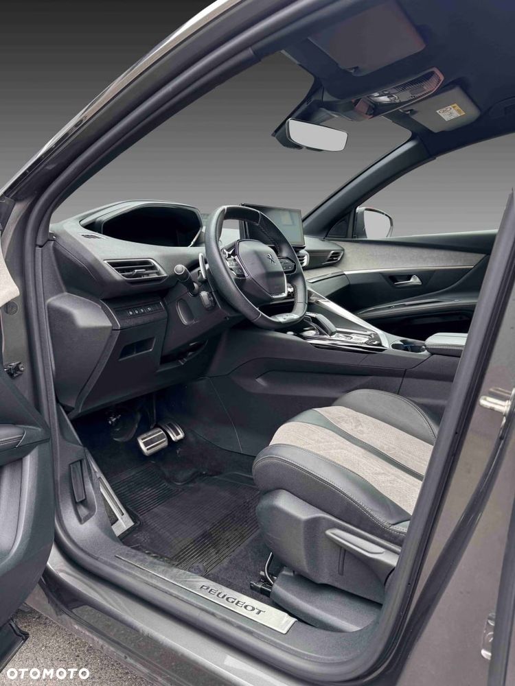 Peugeot 3008 1.6 PureTech HYbrid4 GT Line S&S EAT8 - 21