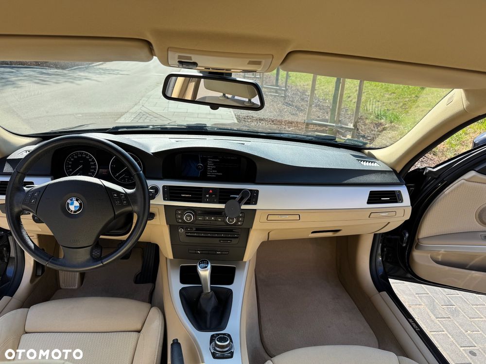 BMW Seria 3 320d DPF - 19
