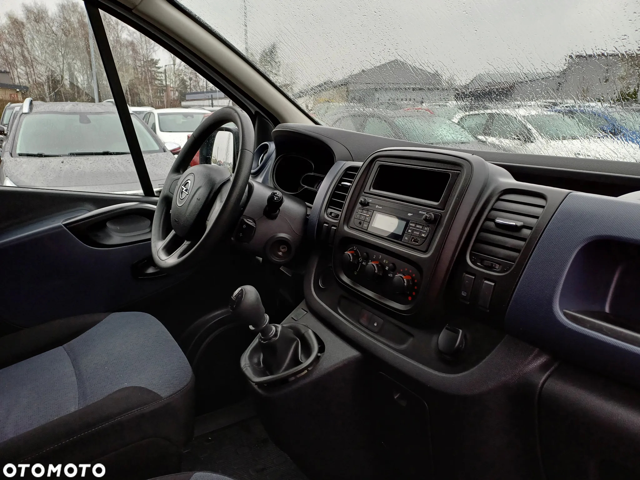 Opel VIVARO, TRAFIC BRYGADÓWKA 6 OSÓB 1.6 DCI - 10
