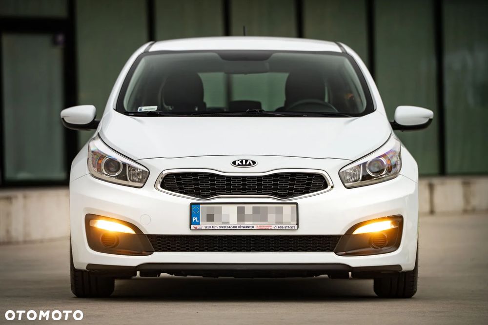 Kia Ceed - 3
