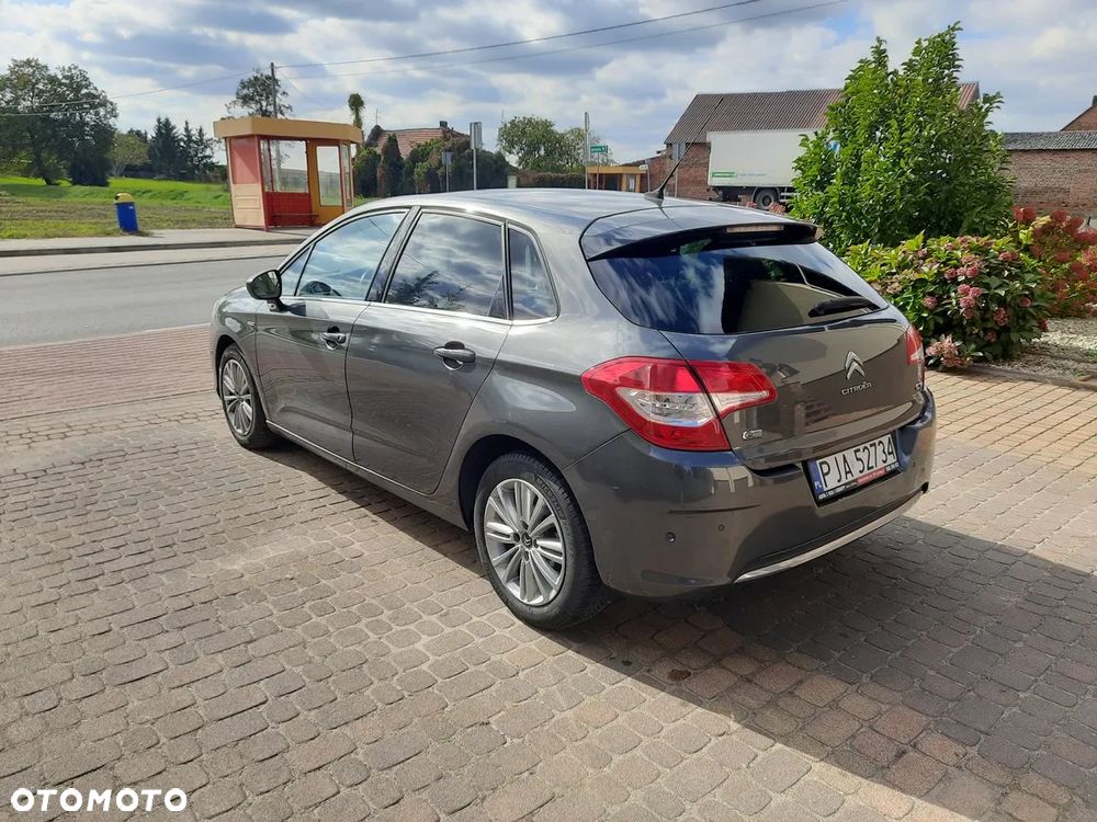 Citroën C4 1.6 e-HDi Exclusive MCP - 8