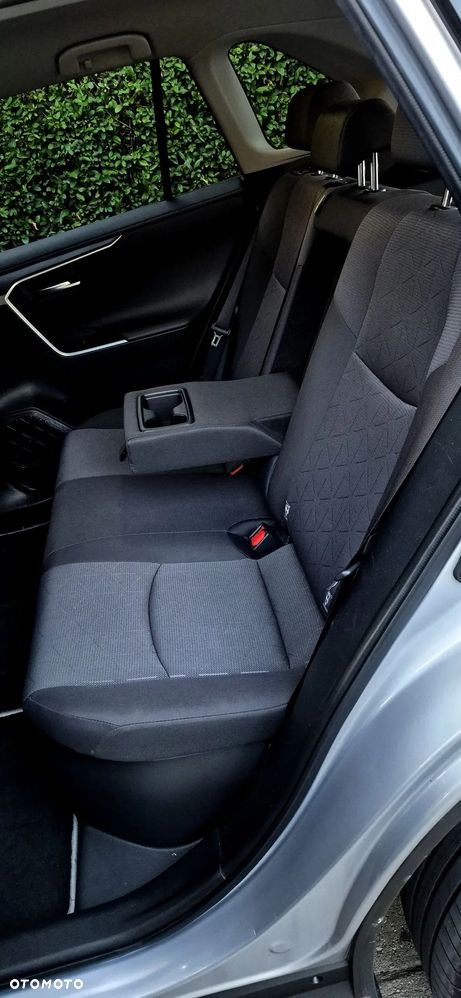 Toyota RAV4 2.5 Hybrid Black Edition by JBL 4x2 - 19