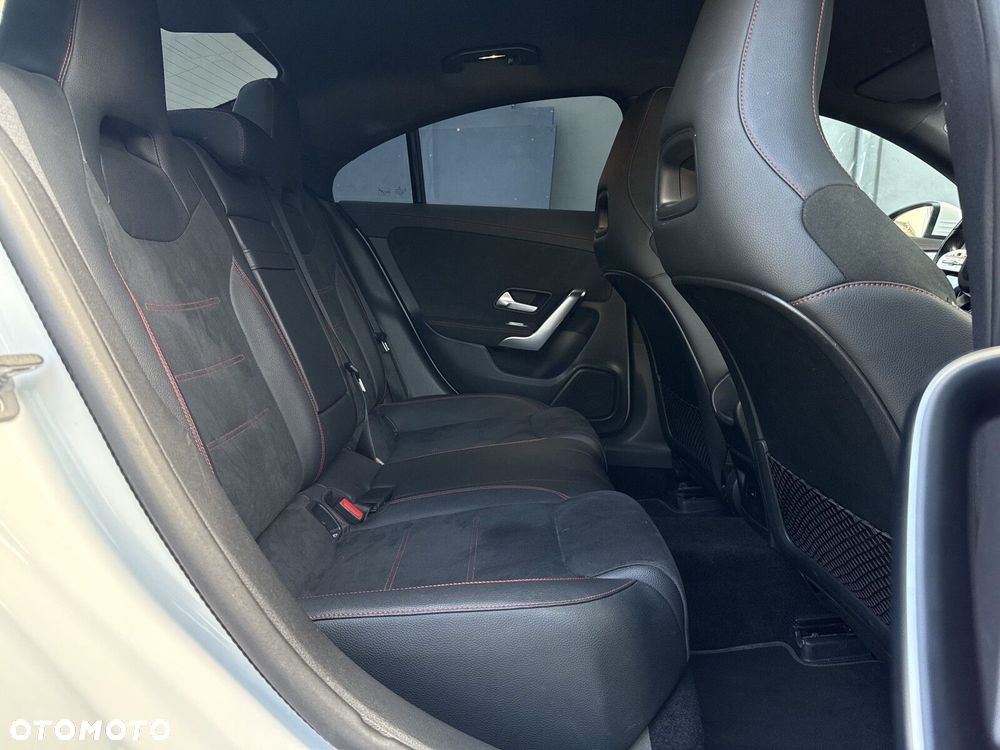 Mercedes-Benz CLA - 19
