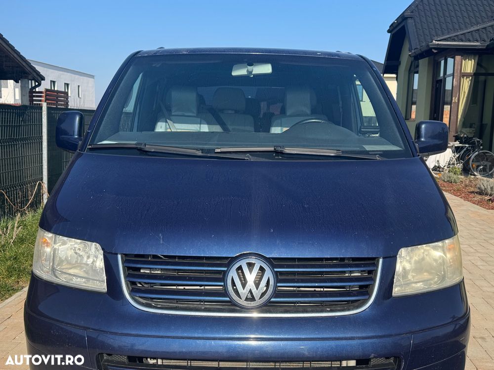 Volkswagen Caravelle - 9