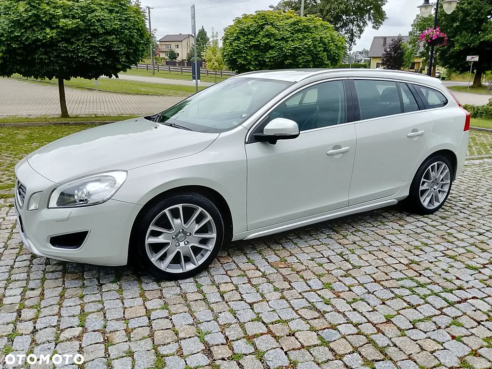 Volvo V60 - 2