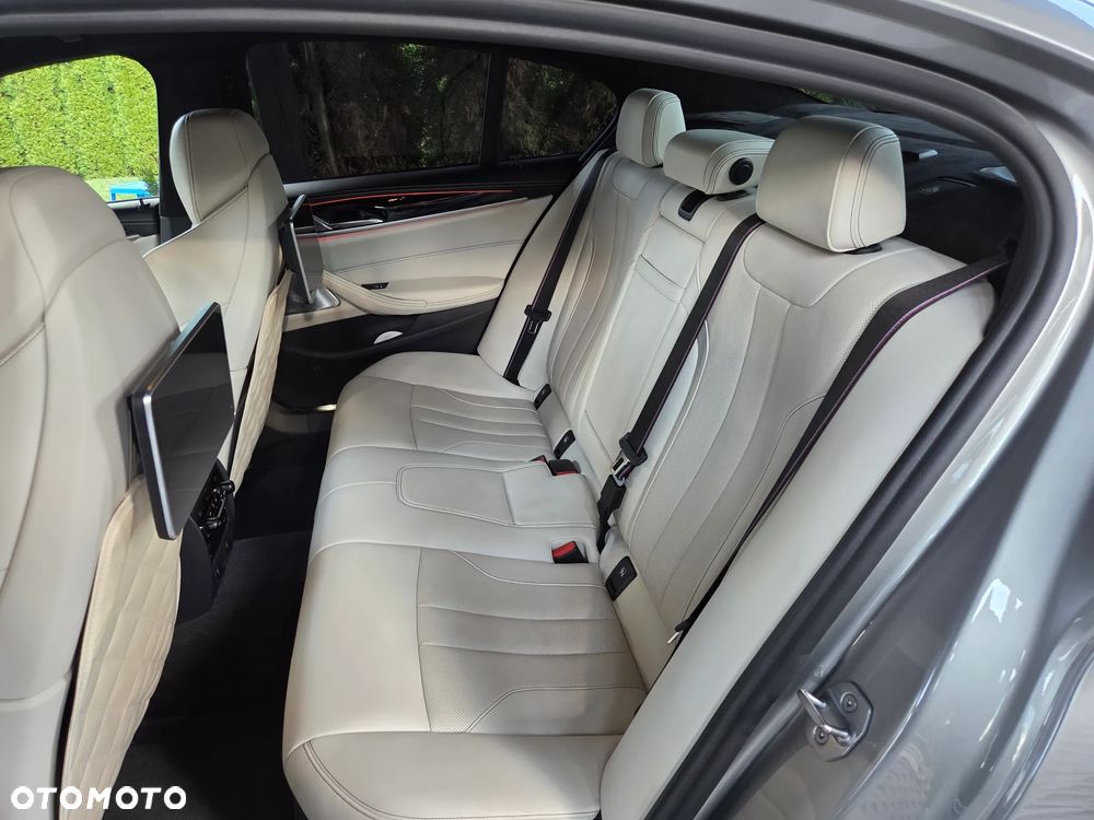 BMW M5 Standard - 23