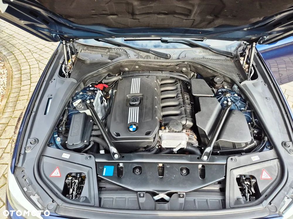 BMW Seria 5 528i - 19