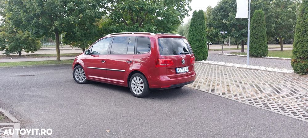 Volkswagen Touran 2.0 TDI DPF DSG Highline - 20