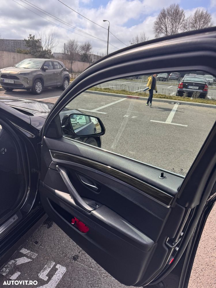 BMW Seria 5 520d xDrive Aut. - 11