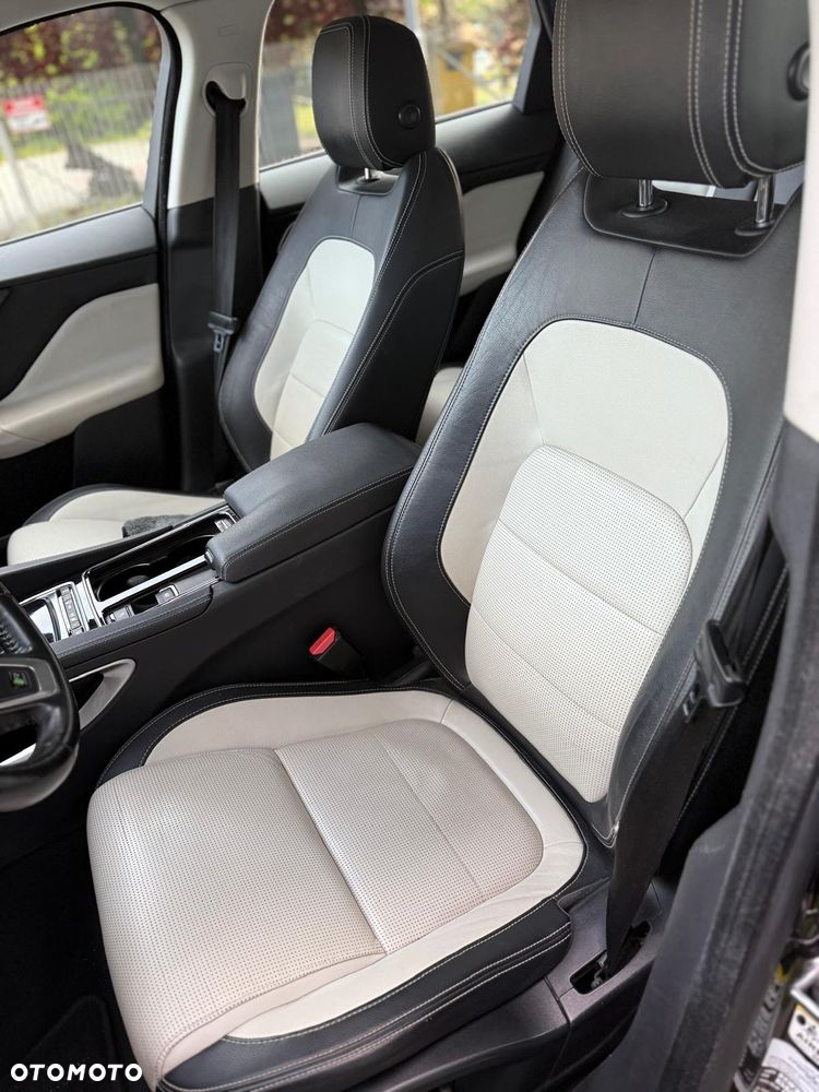 Jaguar F-Pace 2.0 i4D AWD R-Sport - 10