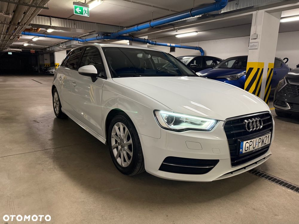 Audi A3 Sportback 1.6 TDI - 9