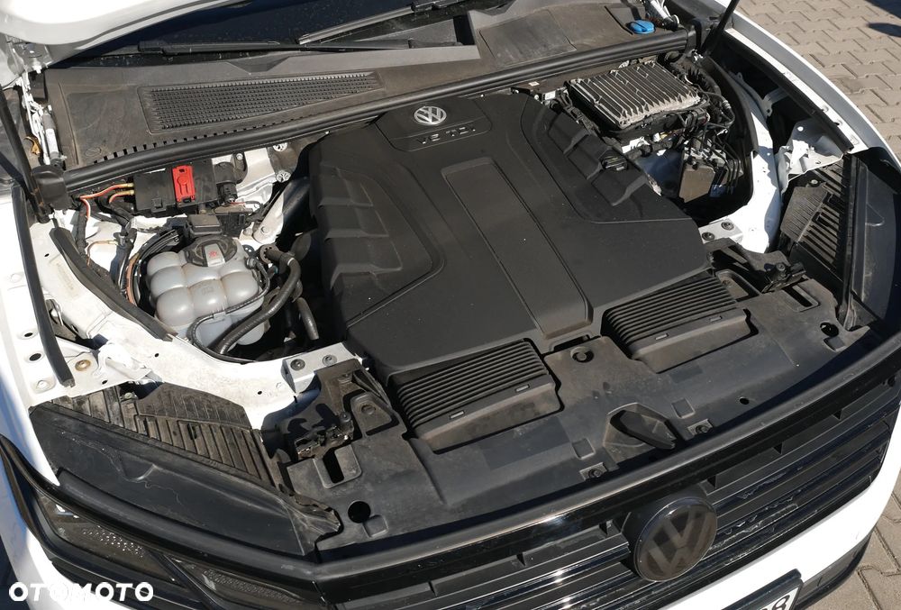 Volkswagen Touareg 3.0 V6 TDI SCR 4Mot R-Line - 28