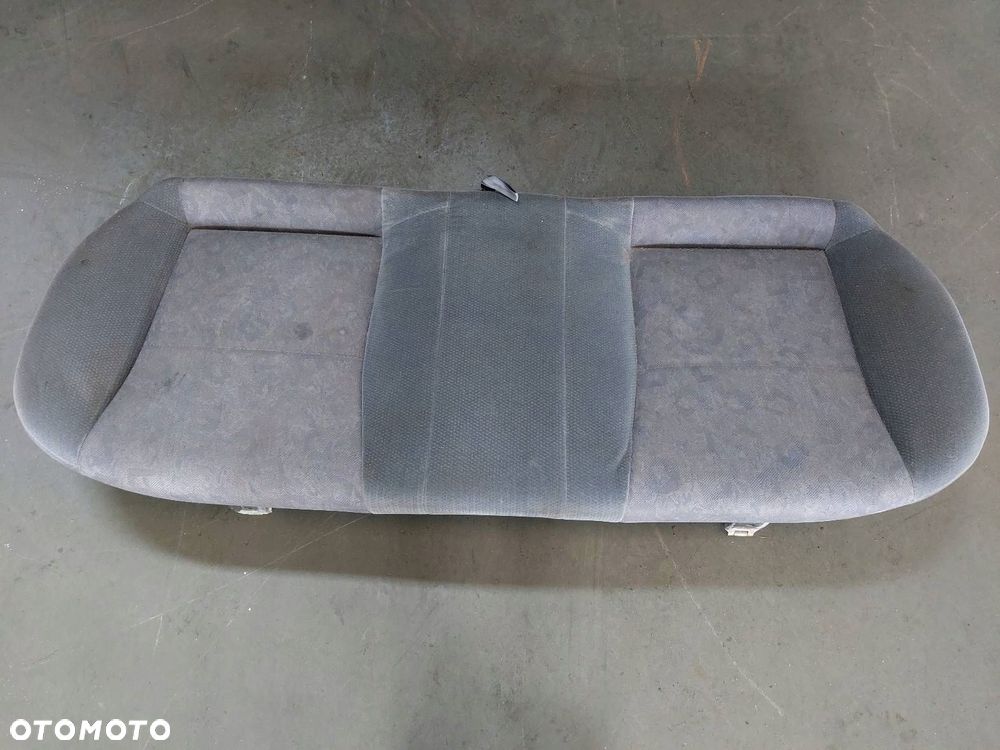 KOMPLET FOTELI LEWY PRAWY PRZÓD + KANAPA TYŁ TOYOTA COROLLA E11 LIFT - 2