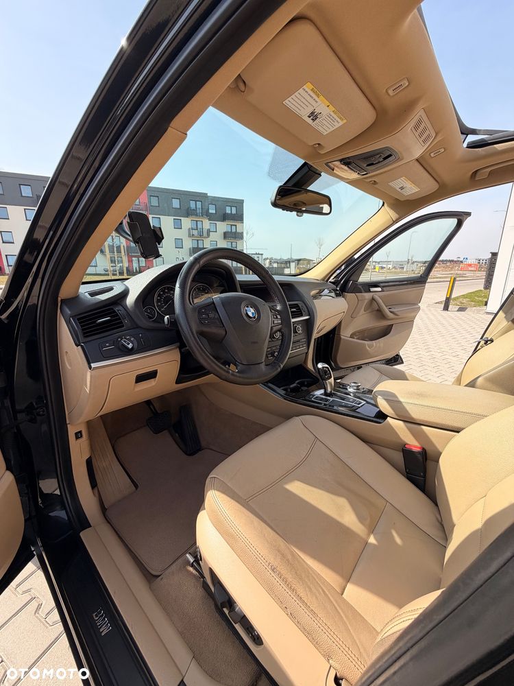 BMW X3 xDrive28i Sport-Aut - 13