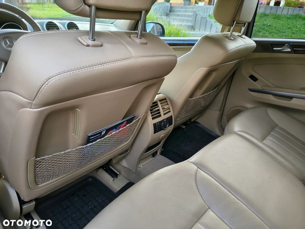 Mercedes-Benz ML 320 CDI 4-Matic - 23