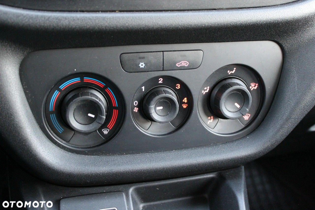 Fiat Doblo - 17