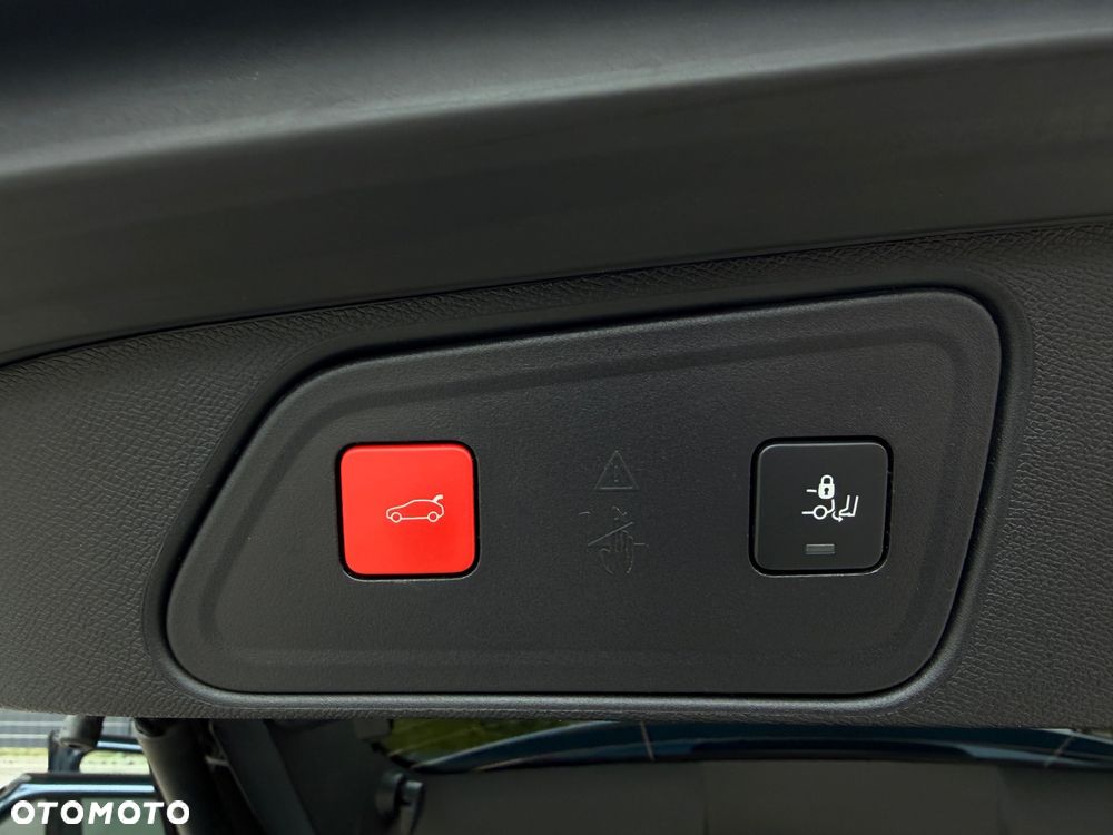 Peugeot 3008 1.6 PureTech HYbrid Allure S&S EAT8 - 15