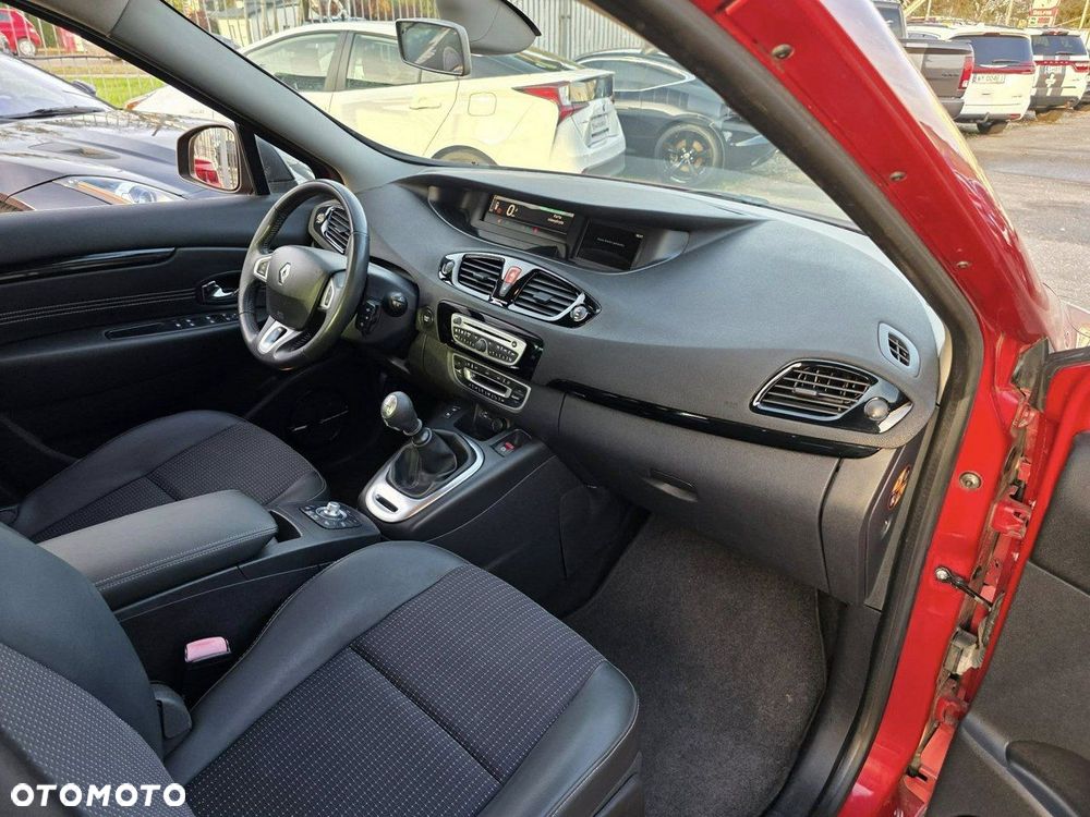 Renault Scenic 1.4 16V TCE Bose Edition - 30