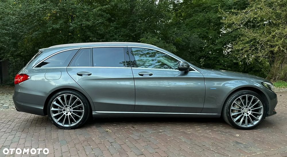 Mercedes-Benz Klasa C 350 e T 7G-TRONIC Avantgarde - 29