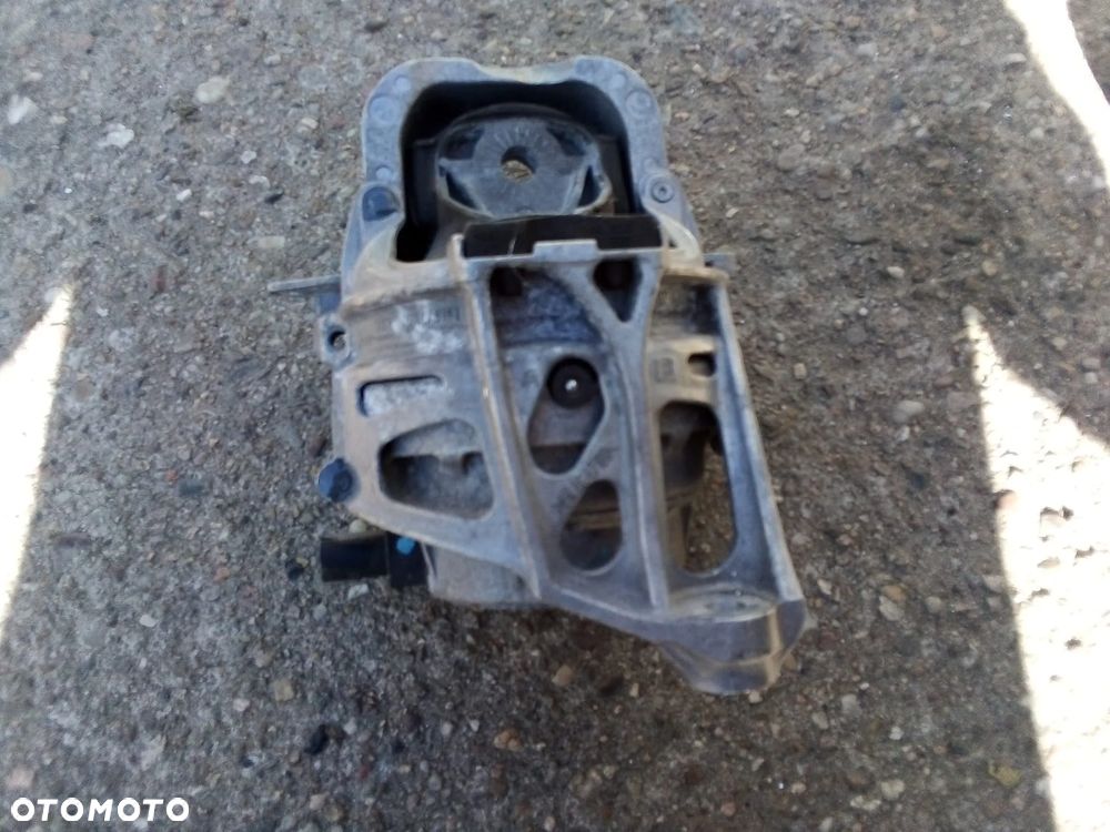 Poduszka silnika prawa Audi Q5 3.0 tdi 8R0199381AQ - 2