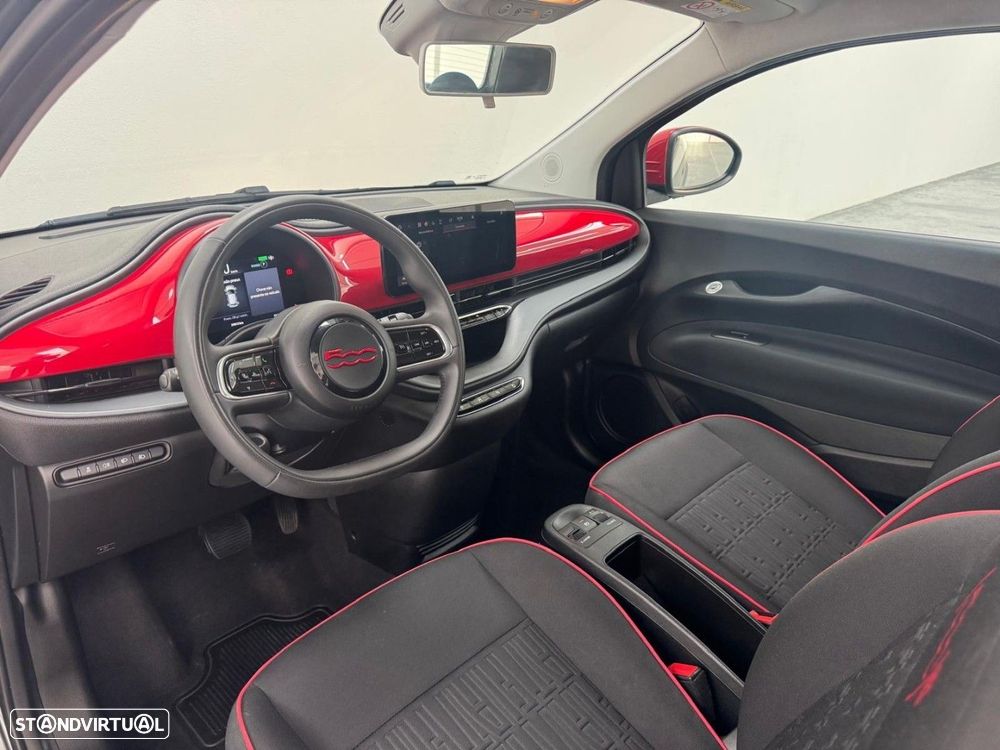 Fiat 500e 23,8kWh Red - 8
