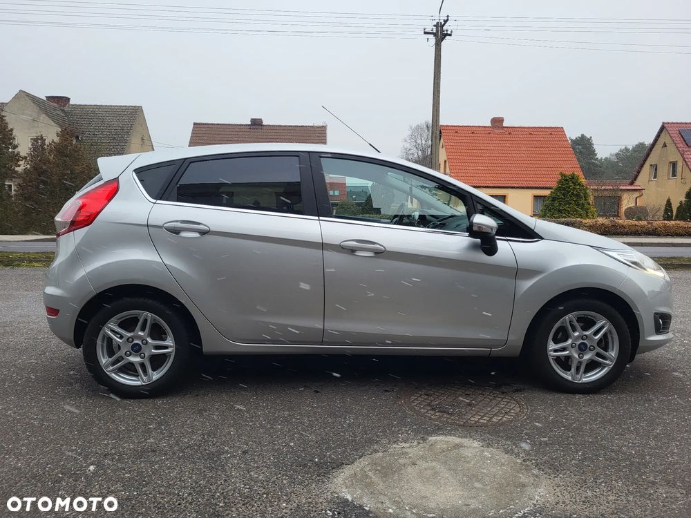 Ford Fiesta 1.0 EcoBoost Titanium - 4