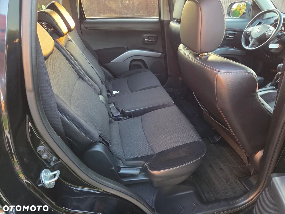 Mitsubishi Outlander - 18